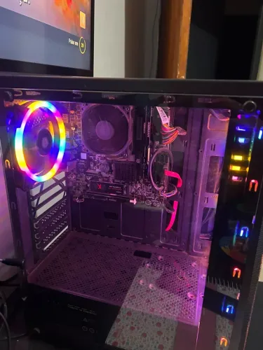 Pc gamer barato pra ir hoje