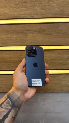 iPhone 15 Pro 128GB Seminovo 