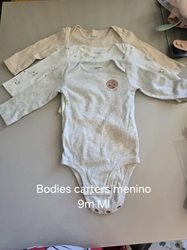 3 bodies carters menino 9m manga longa