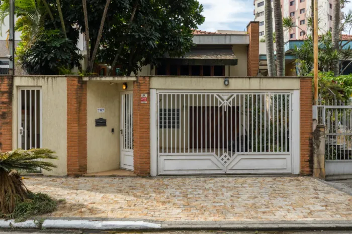 Casa para venda em Vila Formosa com 3 quartos, sendo 1 suíte, 250m²