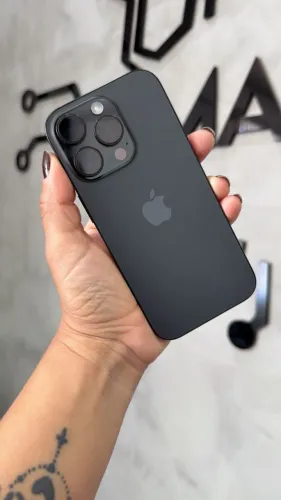 iPhone 16 Pro Black Titanium - 128GB (Garantia Apple até 05/2027) + NOTA