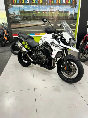 TRIUMPH TIGER 1200 XCX