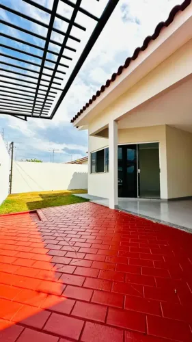 Casa á venda em Rio Verde com espaço extremamente amplo, ótima localização e 3 quartos