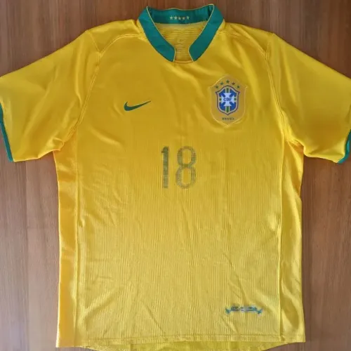 camisa original 2006 cbf seleção brasileira #18 robinho nike amarela tamanho g brasil