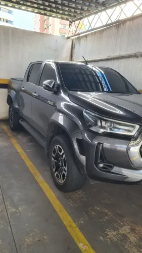 Toyota Hilux CD SRX Plus 4X4 2.8 TDI Die. Aut. 2024