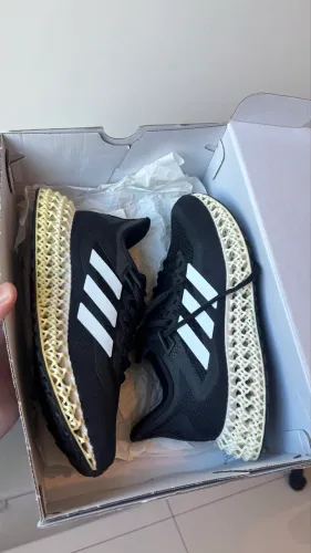 Tênis Adidas 4D - Novo e original N36
