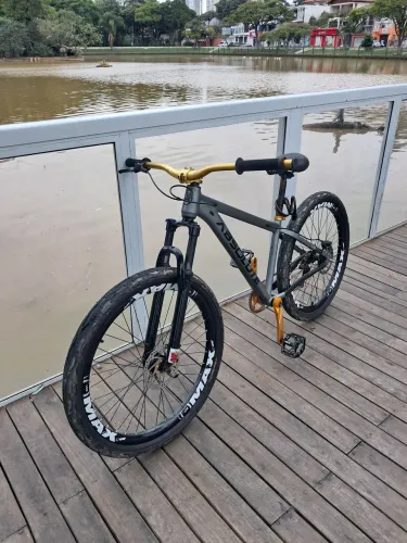 Bicicleta Absolute Nero 5 aro 26