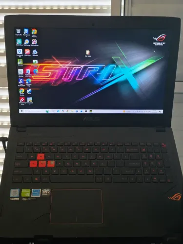 Notebook ASUS ROG STRIX | INTEL i7 | GTX1070 | 16GB RAM | HD 1TB+ SSD 256GB