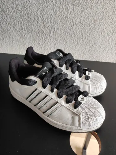 Vendo tênis feminino usado original usado 