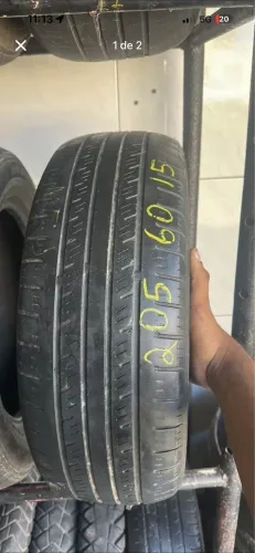 vendo pneu 205/60-15