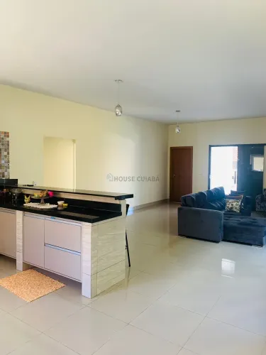 Casa no condomínio Village II na cidade de Chapada dos Guimarães MT
