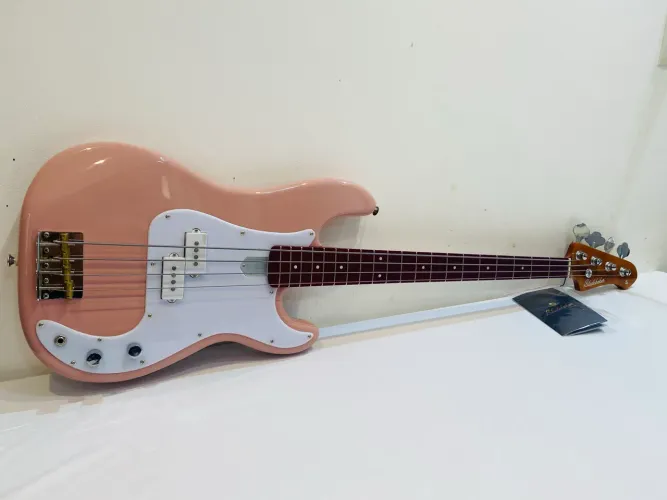 Baixo Studebaker Cruiser ER - Shell Pink - PBass 