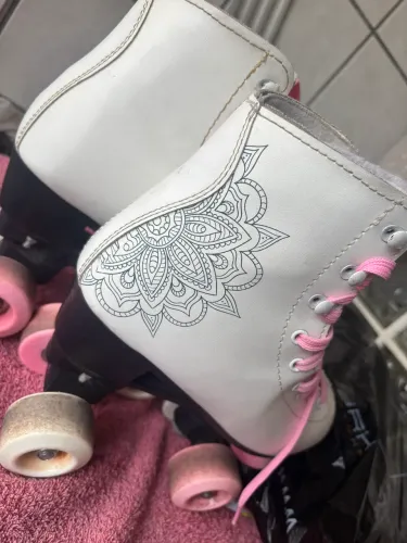 Patins infantil semi novo