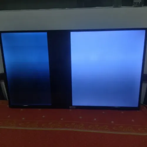 TV TCL 43 polegadas sistema Android com defeito na imagem, leia descrição do anúncio)
