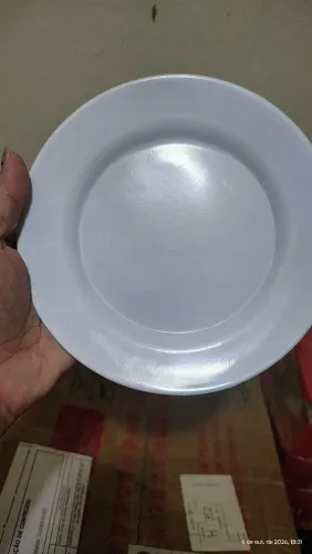 Prato de sobremesa em melamina Premium