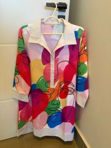 Vestido tamanho único.