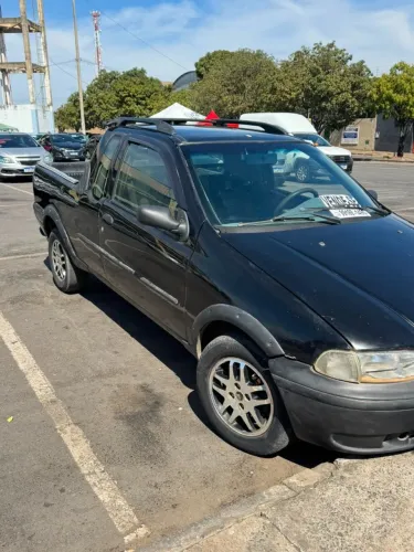 Fiat Strada Working 1.5 MPI 8V CE 2001