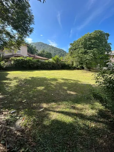 Terreno à venda, 555 m² por R$ 550.000,00 - Itaipu - Niterói/RJ