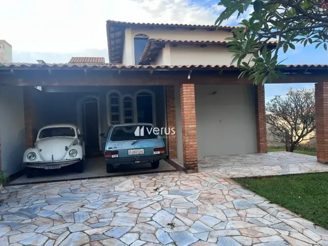 Casa para aluguel, 4 quartos, 2 suítes, 6 vagas, CHACARAS TUBALINA E QUARTEL - Uberlândia/