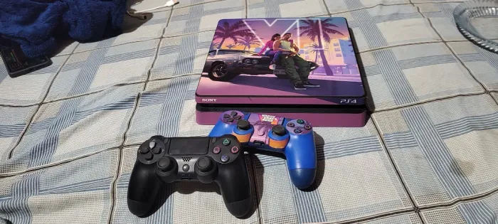 PlayStation 4 customizado