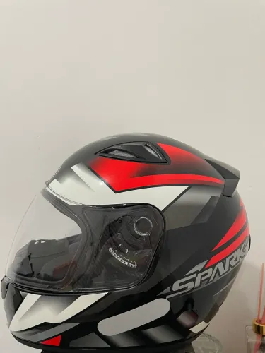 Capacete