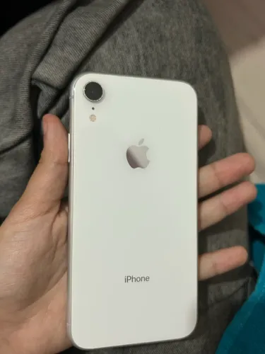 iPhone XR, 64gb (acompanha 4 capinha)