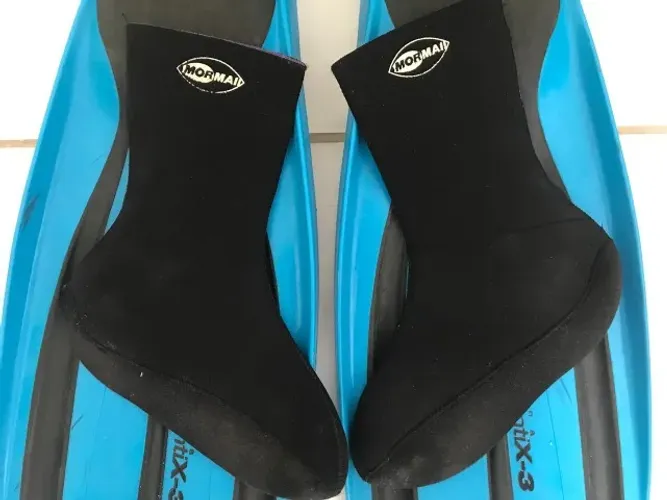 Meia Neoprene 3mm Mormaii usada