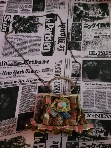 bolsa de mão e tiracolo Nicole Lee vintage estilo romântico rococó/barroco