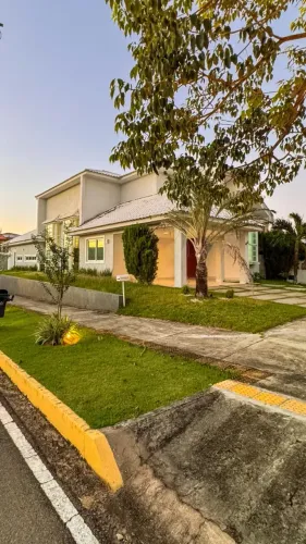 EXCELENTE CASA TÉRREA em CONDOMÍNIO