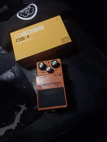 Pedal distortion ds1