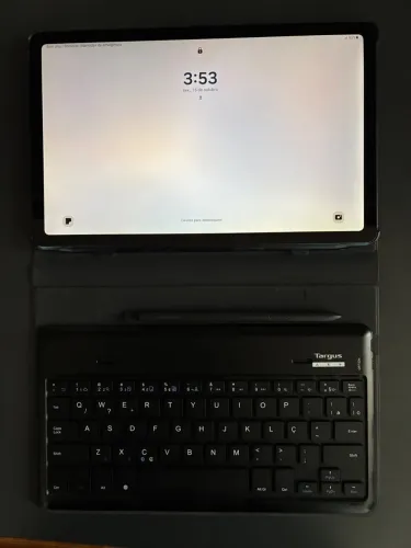 Tablet Samsung S6 Lite 64 com capa teclado da Targus