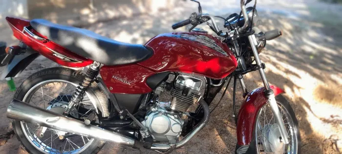 125 titan 2004 vermelha