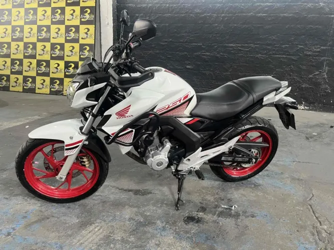 Honda Cb twister 2022