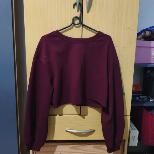 Cropped Oversized Manga Longa Vinho Tamanho M