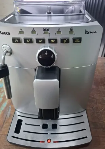 Cafeteira saeco Vienna ocs 220volts