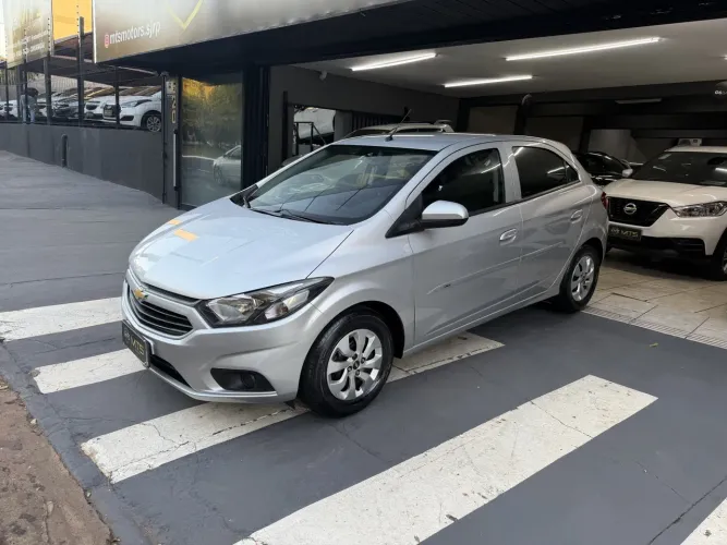 Chevrolet Onix SEDAN PLUS 1.0 12V MEC. 2018