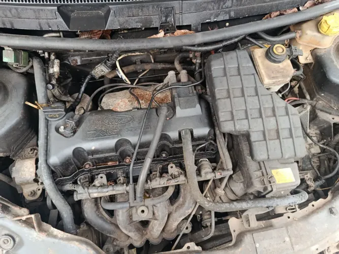 Ford KA GL 1.0i Zetec Rocam 2004