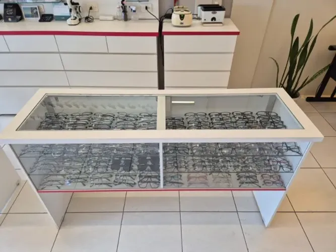 MÓVEIS PARA ÓTICA