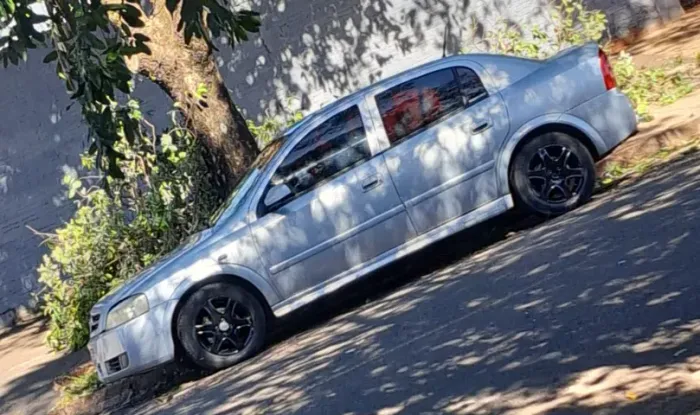 Chevrolet Astra Sedan/ GL Sedan 1.8 MPFI 4P (álcool) 2004