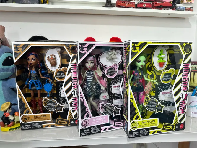 Monster High Creeproductions Robecca Rochelle Venus Lacradas