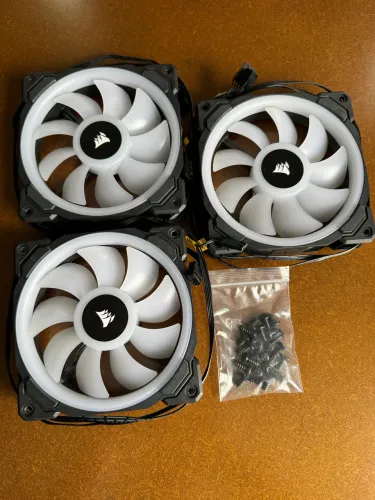 3 Fans Corsair LL120 RGB