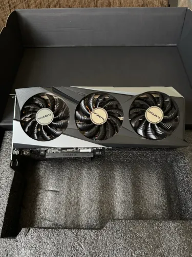 Placa de vídeo RX 7600 8GB Gigabyte