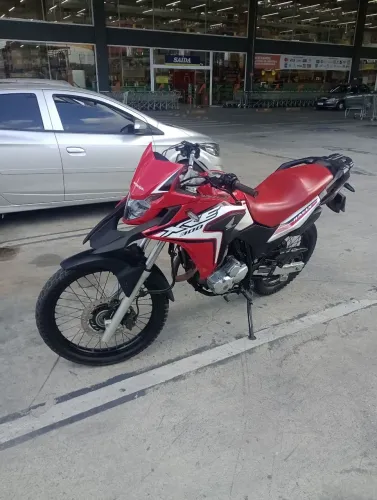 Vendo uma linda XRE rally 2021