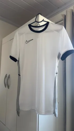 Camiseta Nike Academy 25 Masculina, Original Tamanho (P)