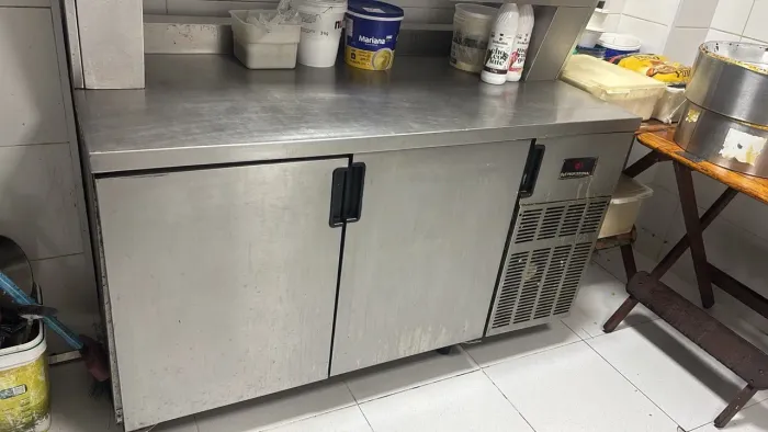 3 Balcão refrigerado
