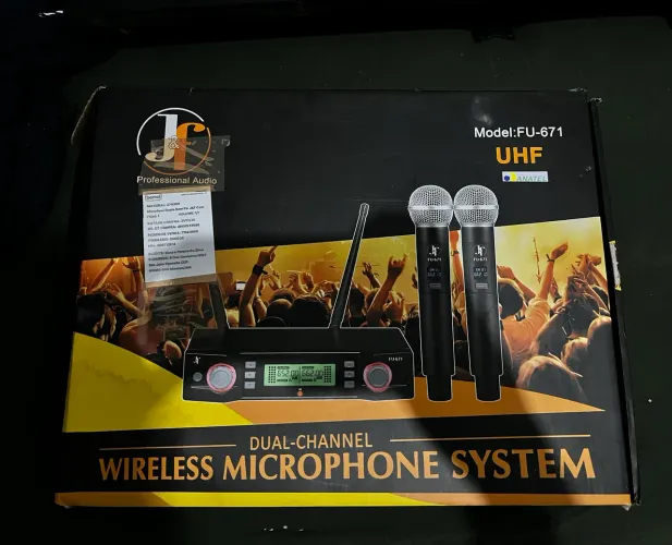 Microfone sem fio novo, com nota fiscal.