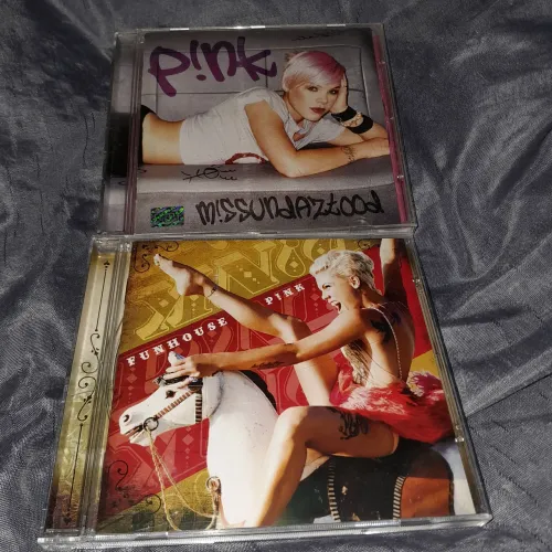 2 cds Pink