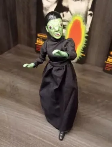 Boneco a serpente filme de terror action figure mego clothed The reptile