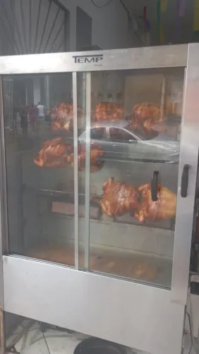 máquina de assar frango