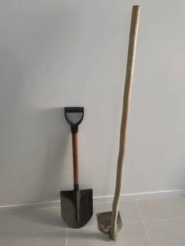 Pá e enxada